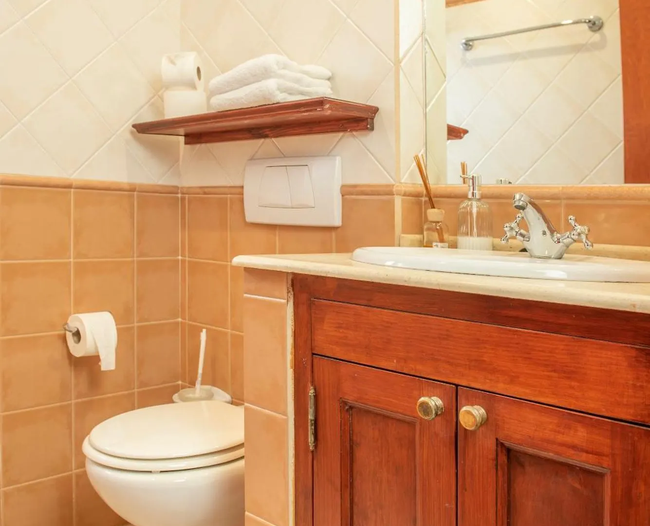 Bed and Breakfast Surfescape Fuerteventura Лахарес 4*,  Испания