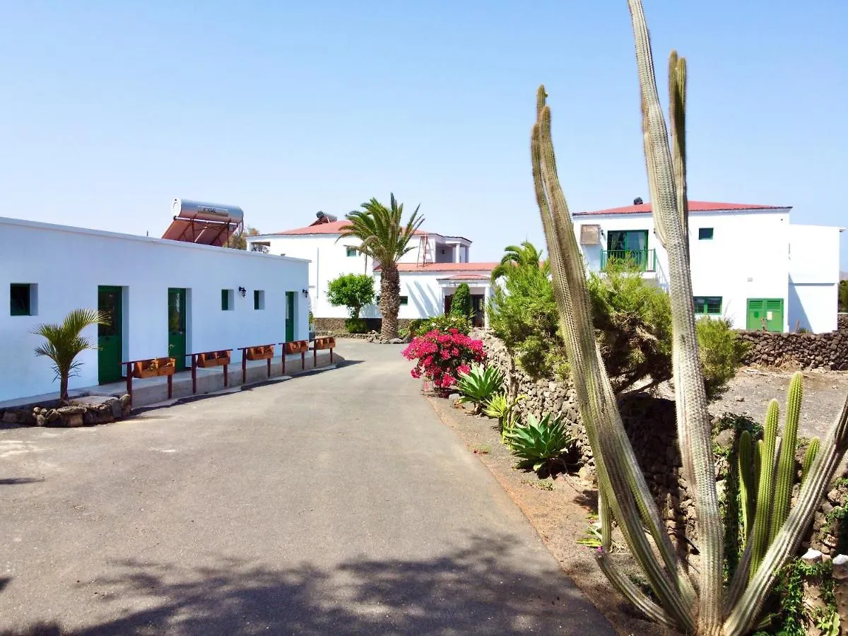 Bed and Breakfast Surfescape Fuerteventura Лахарес 4*,  Испания