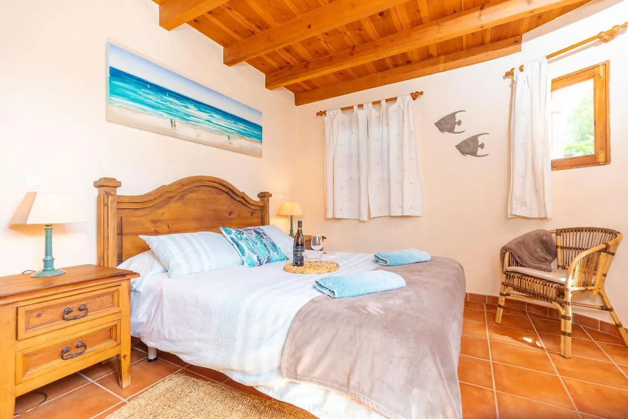 Surfescape Fuerteventura Bed & Breakfast Lajares